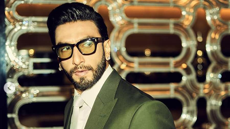 ‘Eat up all you can, but don’t drink. I’m there to quench your thirst,’ smirks Ranveer Singh 