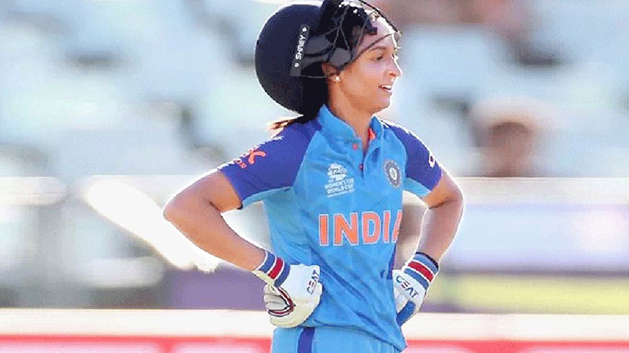 Harmanpreet Kaur is scheduled to meet Virat Kohli to better understand how to be aggressive on camera