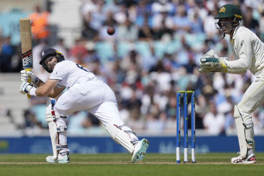 England | Ashes Test: Zak Crawley, Joe Root and Jonny Bairstow give ...