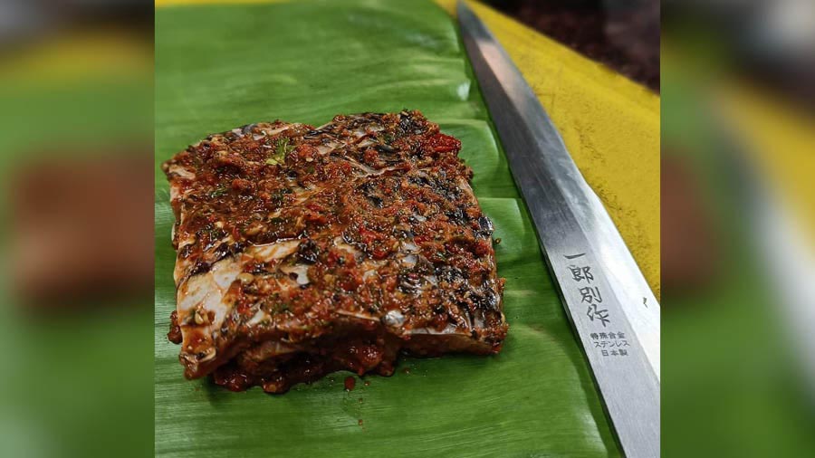 Lotus-leaf baked fish with michinga