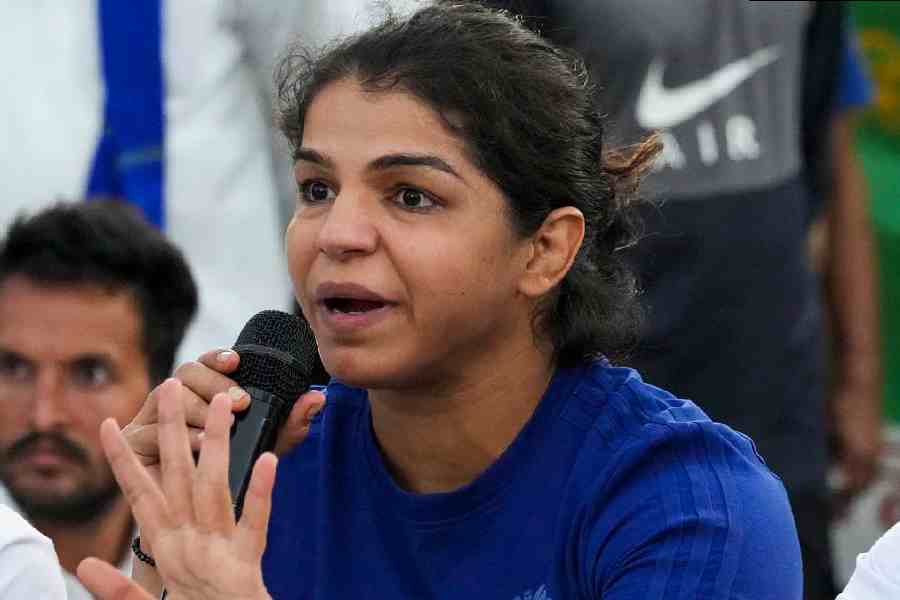 Sakshi Malik | Protest on pause, not over: Wrestlers after meeting with ...