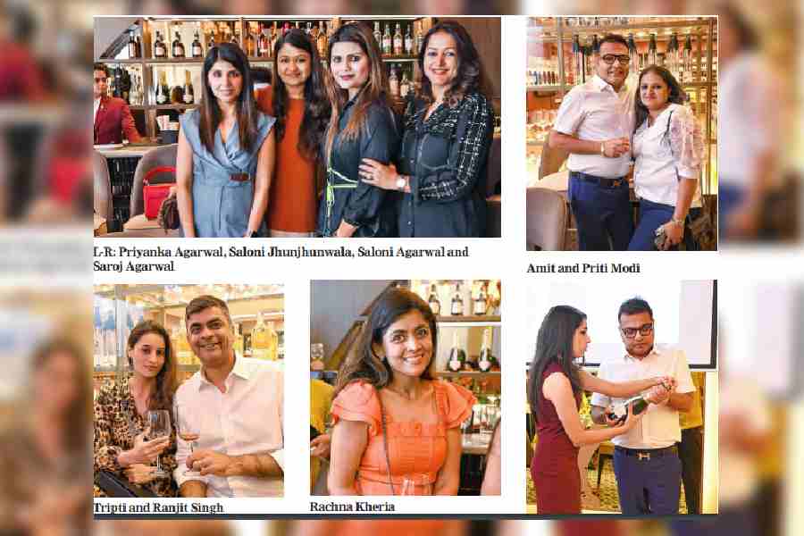The session saw Khushnaz teaching how to pop a bottle with perfection and precision.