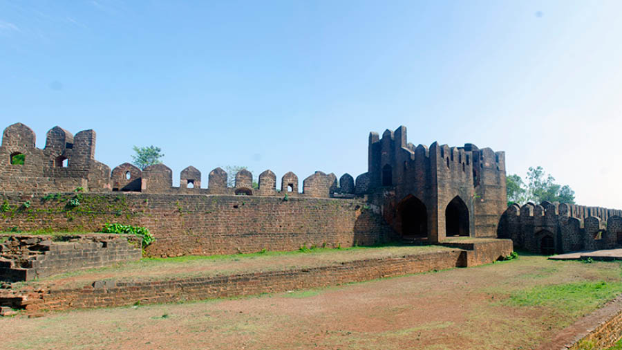 Bastions and fortification walls of Bidar Fort 