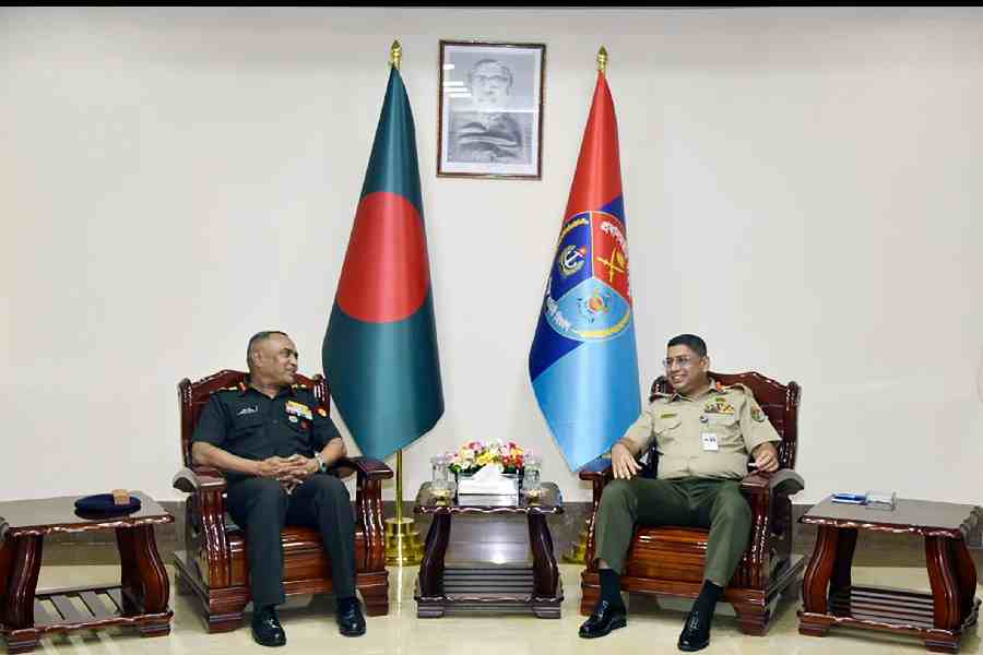 Bangladesh | Indian Army chief Gen. Pande visits Bangladesh Military ...