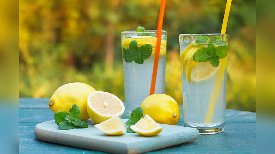 This lemon drink can refresh you in a jiffy
