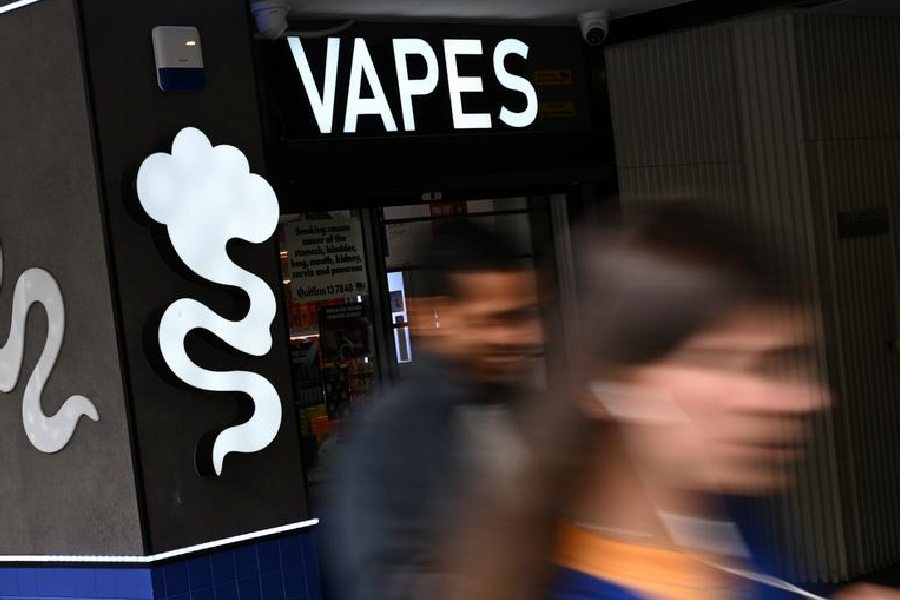 vaping-new-zealand-cracks-down-on-vaping-bans-single-use-devices