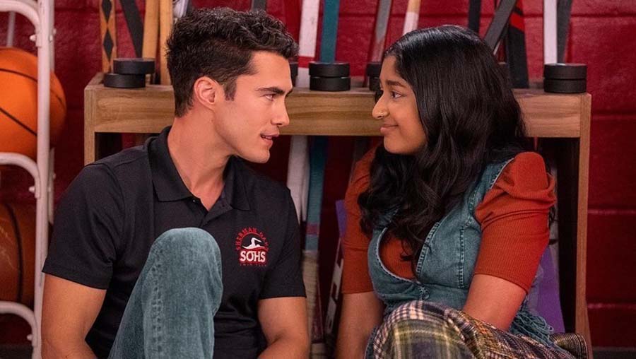 Paxton (Darren Barnet) and Devi had gone from being friends to exes and then friends again in the last season. Paxton will be returning this season.  