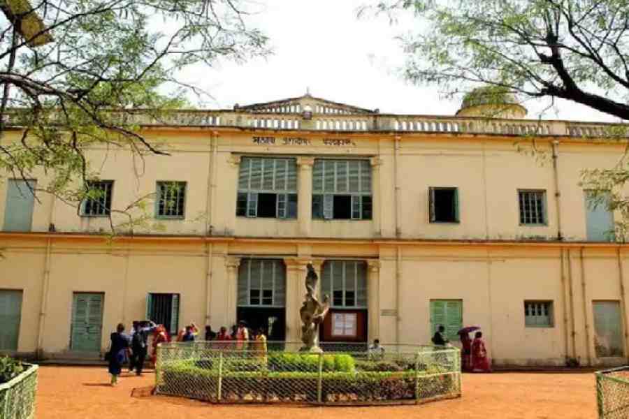 Visva Bharati University | Centre tells Visva Bharati to replace ...