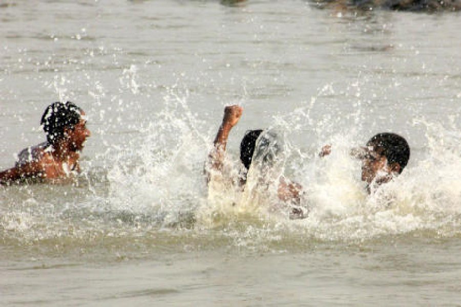 North Bengal's summer scorcher makes tourism and tea sweat - Telegraph India