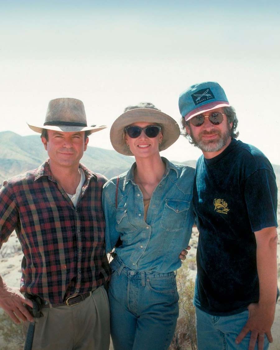 (L-R) Director Steven Spielberg posing with actors Sam Neill and Laura Dern on the sets of the 1993 film that won three Academy Awards at the 60th Oscars. 