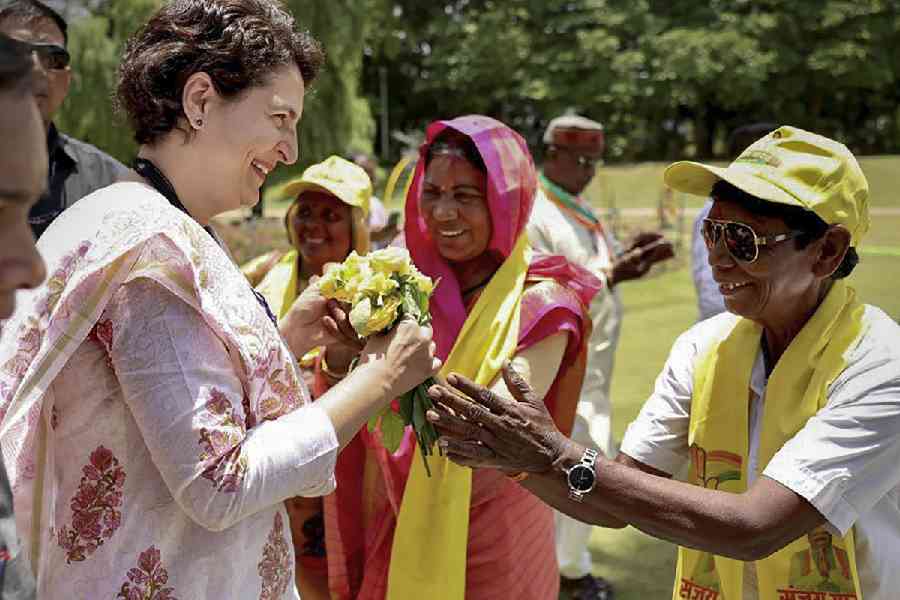 मध्यप्रदेश विधानसभा चुनाव के लिए हिमाचल और कर्नाटक की तर्ज पर रणनीति बना रही कांग्रेस, प्रियंका गांधी ने… Congress making strategy for Madhya Pradesh assembly elections on the lines of Himachal and Karnataka, Priyanka Gandhi…