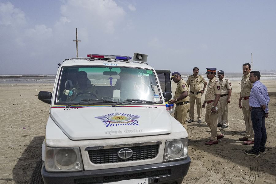 15 teams of NDRF (National Disaster Response Force), 12 teams of SDRF (State Disaster Response Force), 115 teams of state road and building department, and 397 teams of the state electricity department have been deployed in different coastal districts.