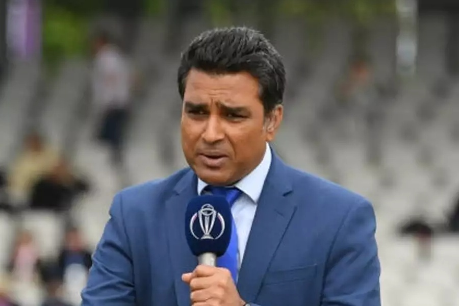 Sanjay Manjrekar: Acutely aware of his limitations as a commentator, just as he was as a batter, Manjrekar is very much the go-to person for batting masterclasses during the IPL. He may not be the most enigmatic speaker, and is prone to dragging his sentences, unlike his cover drives. But Manjrekar knows what he is talking about. Which is why he is more than a “bits and pieces” broadcaster (yes, we could not resist it) and gets a 7.5 out of 10. Moreover, a special mention for how Manjrekar is among the very few experts willing to reflect and admit to their mistakes on air 