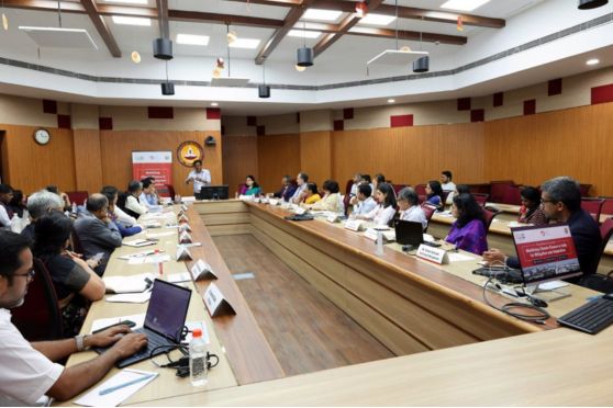 The Roundtable Discussion on ‘Mobilizing Climate Finance in India for Mitigation and Adaptation’ underway at IIT Madras on 17th June 2023
