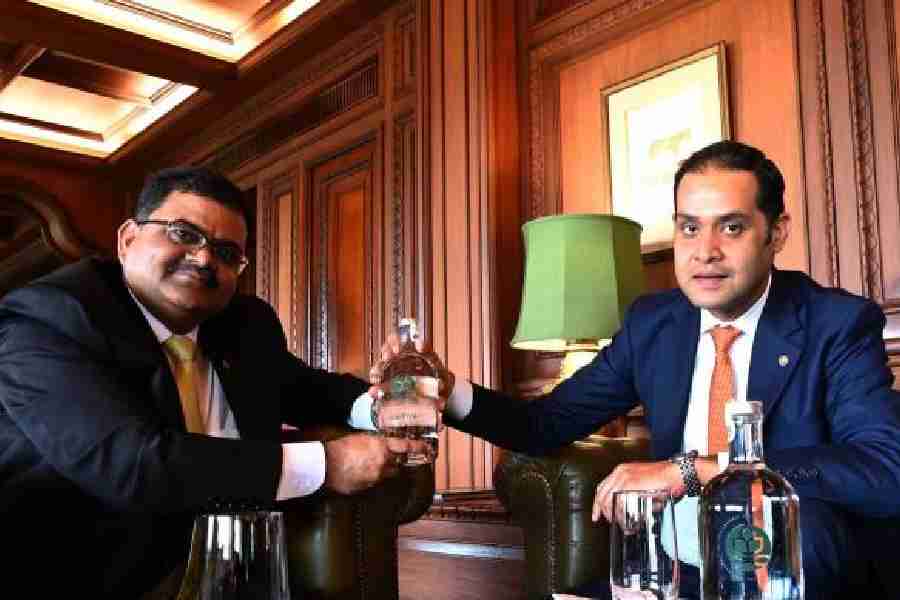 Arnab Chatterjee (right), hotel manager, Taj Bengal, with Prasenjit Burman Roy, area engineering director, East of the group