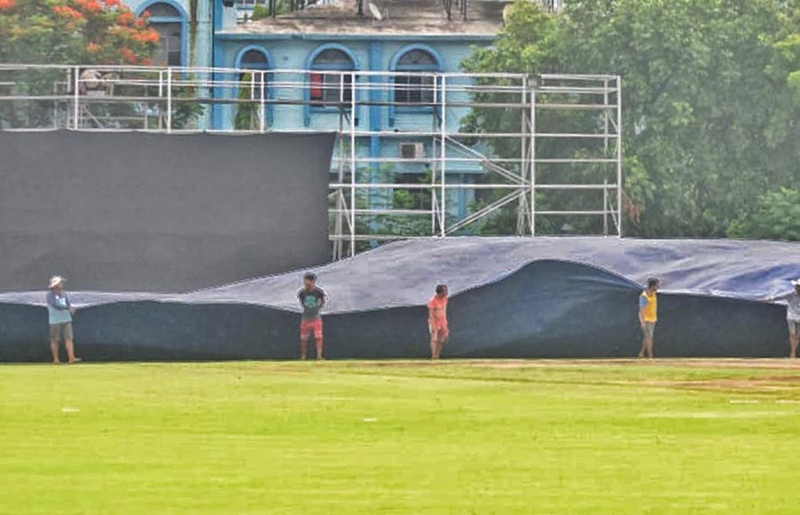 The Jadavpur University Campus cricket pitch was covered due to rain during a match between Mohun Bagan and CAB President’s XI. It rained across the city on Thursday. According to IMD, enhanced thunderstorm with lightning activity is likely to occur over the districts of West Bengal between June 22 and 24 due to the progress of southwest monsoon over eastern India and moisture incursion from Bay of Bengal  
