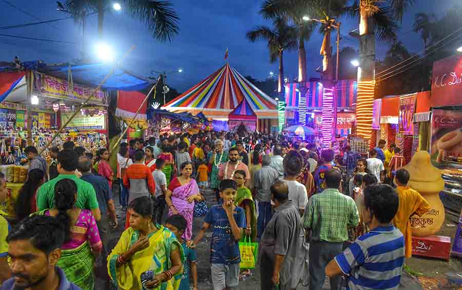 People visited Rath mela (fair) at Bagbazar on Wednesday  