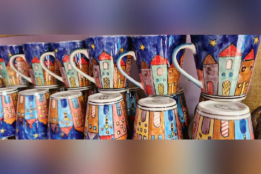Aladdin coffee mugs