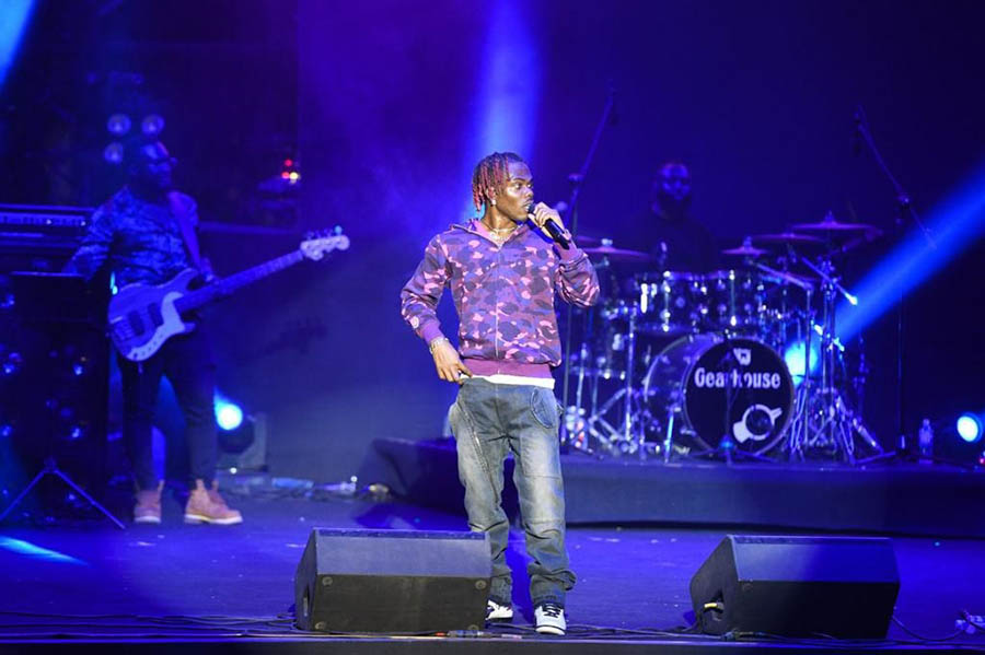 Nigerian Afrobeats sensation CKay thrilled fans with his first-ever performance in India. 