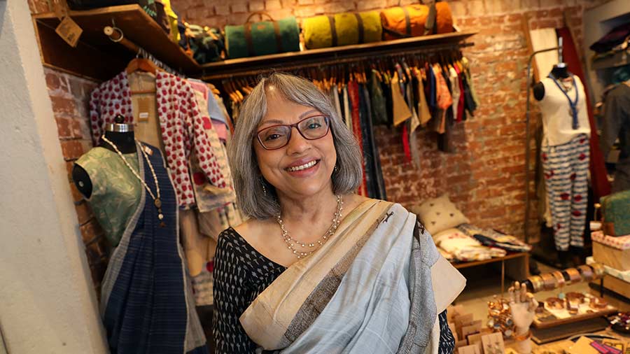 Shanta Ghosh, SAMT Trustee, started Nabanna in 2006 with a dozen artisans