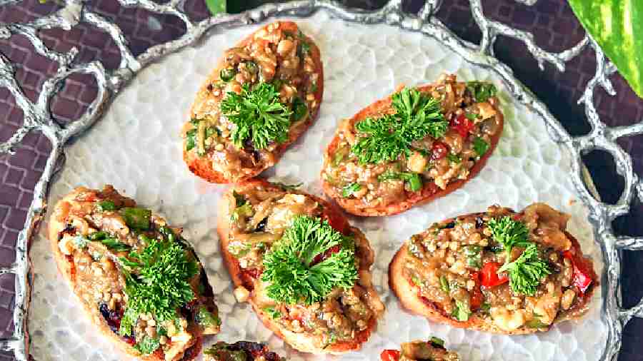 Asian Lebanese fusion — Baba Ganoush Bruschetta: Baba ganoush turns Asian with the flavours of soy and sesame oil topped on bruschetta. 
