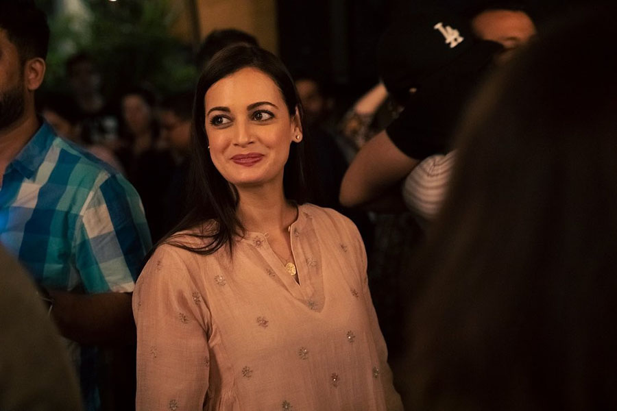 Dia Mirza, who was caught all smiles at the event, went for a pink kurti for the evening.