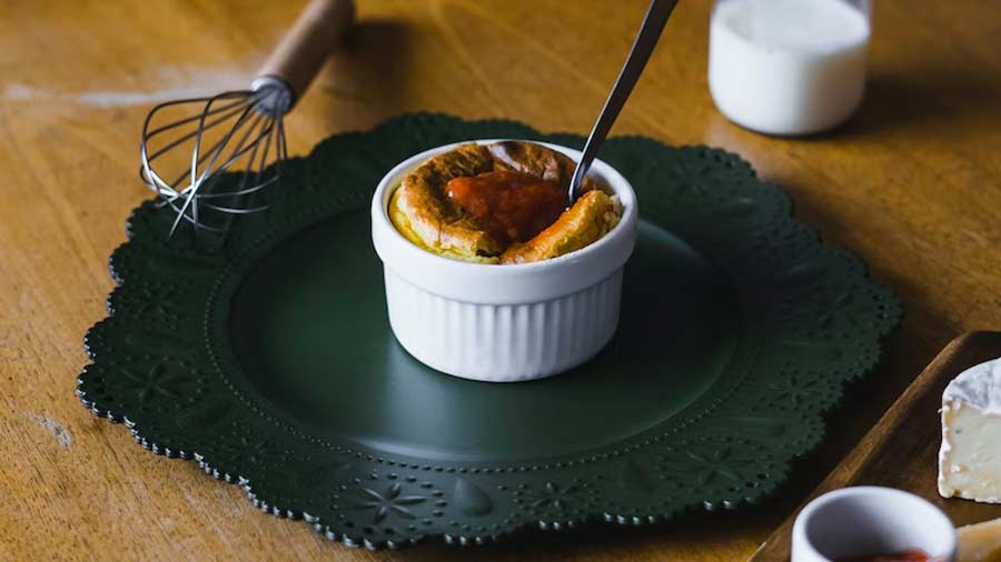 Baked yoghurt souffle