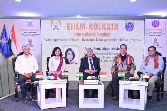 On 2 March 2023, EIILM-Kolkata, the leading B-School of India, organized an International Seminar on Asian Approaches of Socio-Economic Development for Human Progress, at their brand-new campus in Saltlake, Sector V. Eminent dignitaries from leading universities of Bengal and Indonesia participated in the seminar.  Inspiring discussions were held where the distinguished guests shared their valuable insights. The Hon’ble Vice Chancellor of The University of Burdwan, Prof. Dr. Nimai Chandra Saha, the Hon’ble Vice Chancellor of  University of Kalyani, Prof. Dr. Manas Kumar Sanyal graced the occasion with their august presence and contributed generously to the discussions.