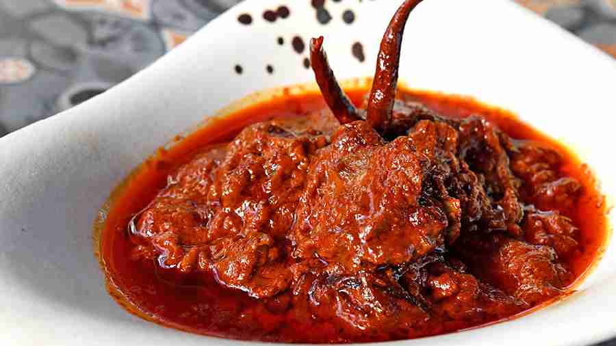 Lal Maas is a traditional mutton curry from Rajasthan cooked with mathania chillies, yoghurt and hot spices.