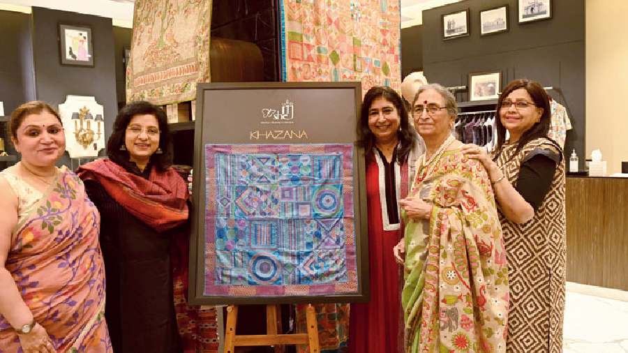 Dona Ganguly was the chief guest at the unveiling. “The craft is so unique and creative. The pieces are lovely. I do own a few kantha pieces and I love them. The fact that it is so labour-intensive, makes it all the more precious. You can’t have it instantly and it’s worth the wait,” said Dona. Modhurima Sinha, director PR — East, Taj Group (extreme right) teamed a kantha jacket with her sari. Versatile and so cool. “At Khazana here Taj Bengal we are happy to have She Kantha as part of our collection. Not only does it enhance our collection, but also we are adding a whole new section for our guests. We are launching this across the country at Khazanas, including Delhi and Bombay. We are happy to take Bengal across the country and have special, exclusive kantha in Kolkata. I have a lot of kantha saris because they are so unique. This jacket is formal and can be worn with a sari and is contemporary in design,” she smiled.
