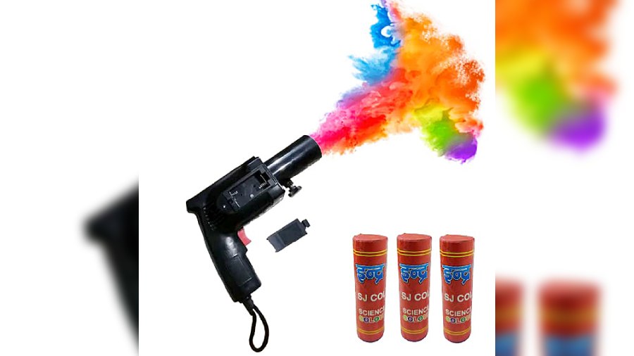 Make your Holi party a riot of colours with this multicoloured fog gun. The gun comes with three packs of colours as well. Rs 743 @ amazon.in