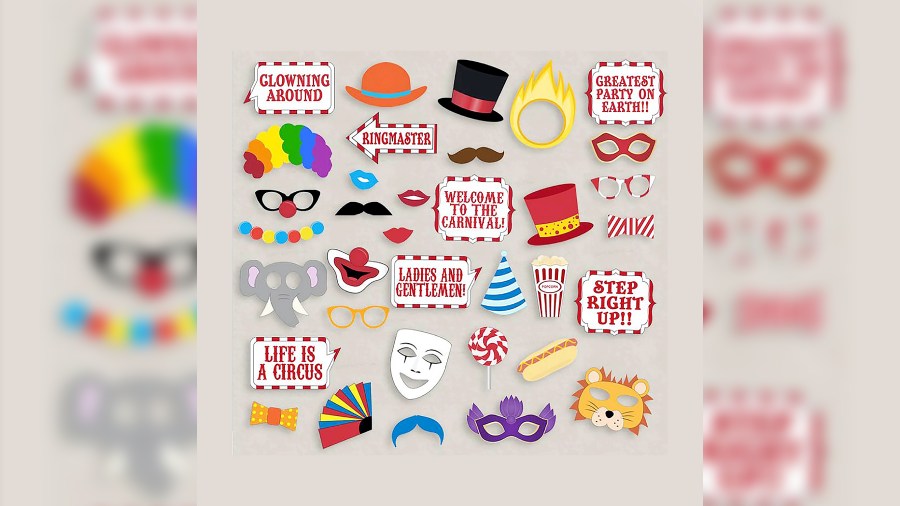 Capture your best Holi moments with a photo in these quirky props that spell fresh and fun. Rs 349 @ partysuppliesindia.com