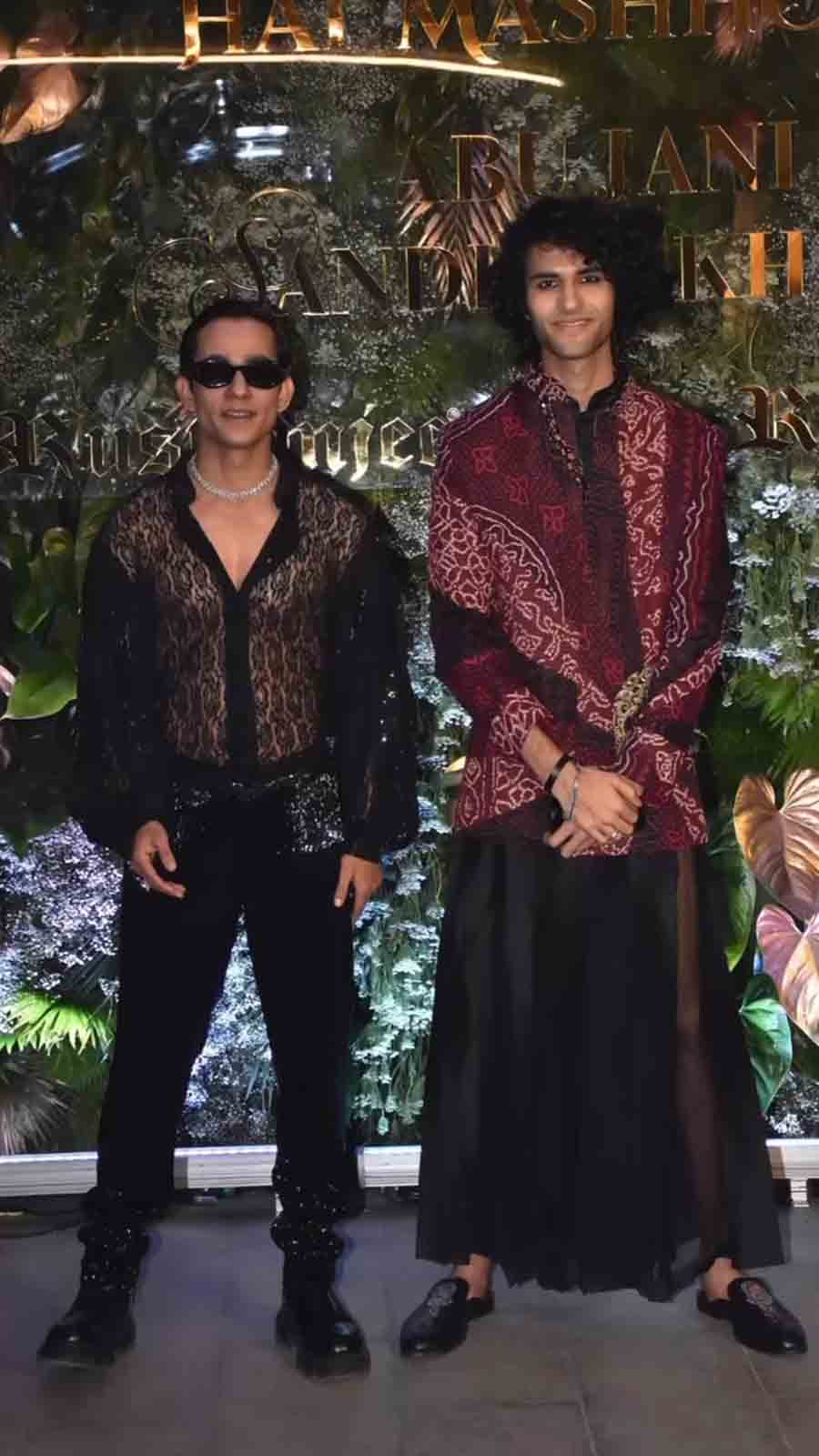 Class actor Cwaayal Singh opted for a sheer black top with black trousers while his co-star Chintan Rachchh went for a red printed kurta with a sheer black skirt. 
