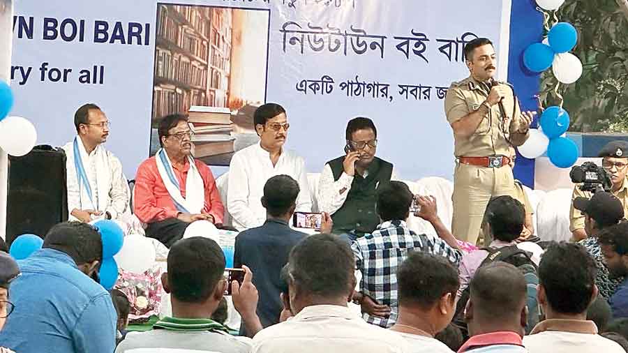 Police commissioner Gaurav Sharma at the launch of Boi Bari.