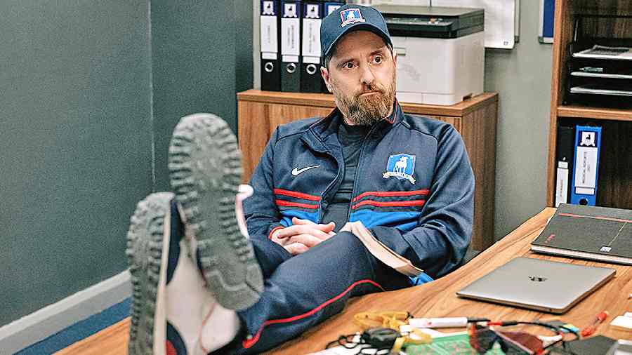 Brendan Hunt, who plays Coach Beard, has been a longtime friend of Jason Sudeikis