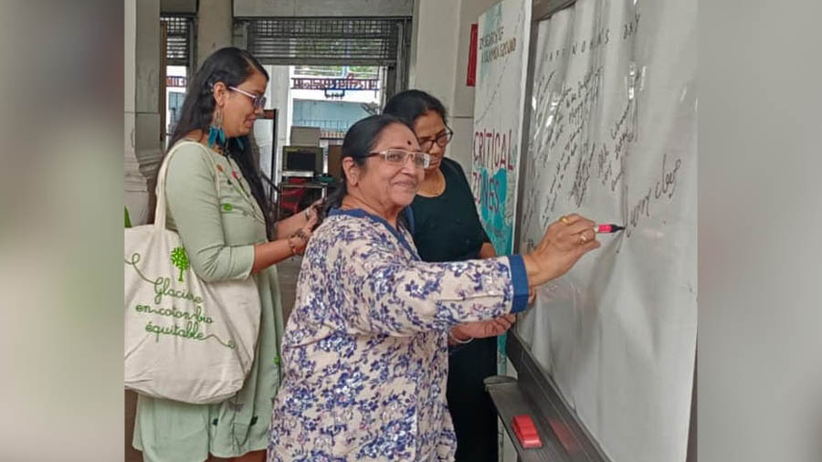 Visitors to Indian Museum write messages on Women’s Day as part of  DigitALL: Innovation and technology for gender equality  