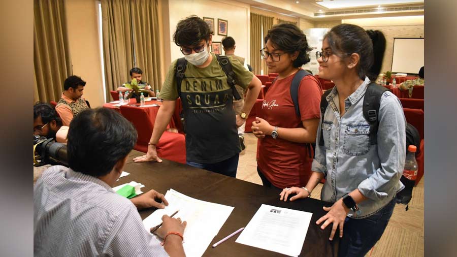 Merlin Group hosted a live nature photography contest at Ibiza, the Fern Resort and Spa, Kolkata, to offer budding photographers a platform to display their talents and also to create environmental awareness. The competition was held over two days – March 11 and 12. Registration to the event was free 