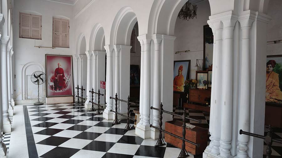  Interiors of Swami Vivekananda's ancestral house
