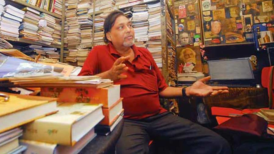 Creator of little magazine library, Sandip Dutta, passes away at 72
