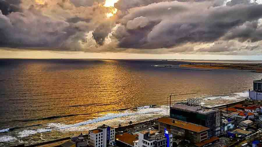 The view from Vistas at the Movenpick Hotel — perfect for a sundowner