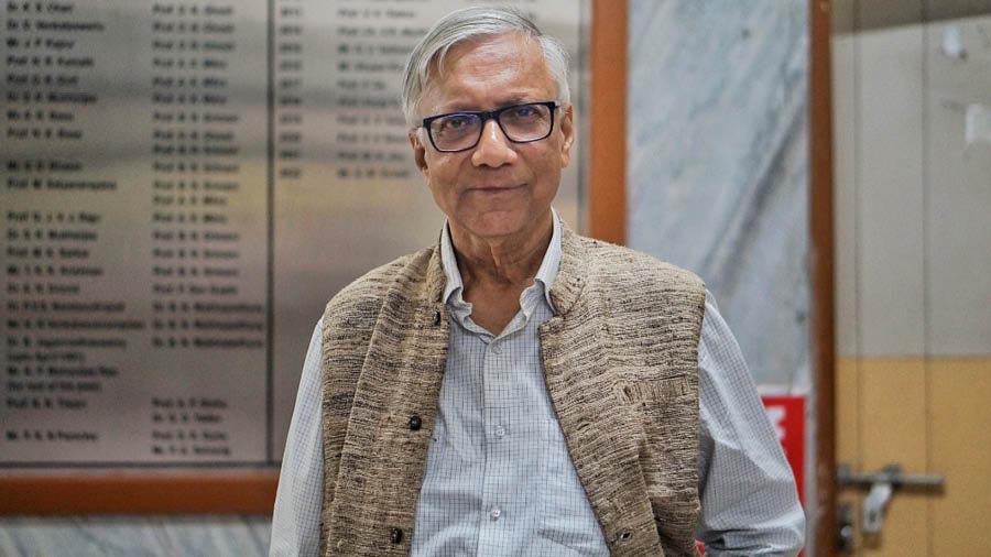 ‘The wider curiosity in Bengali literature has gone down among the people, even among the Bengali literary public,’ Sukanta Chaudhuri, Professor Emeritus and founding director of the School said 