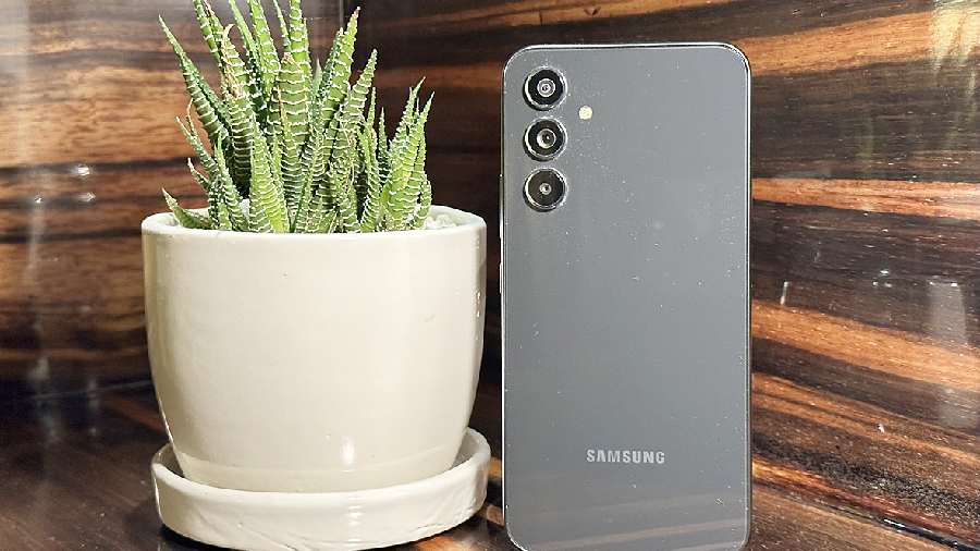 Samsung Galaxy A54 5G offers four OS updates and five years of security updates