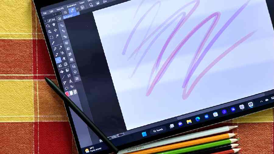 The S Pen comes in the box. Using it, you can take notes or draw on the screen