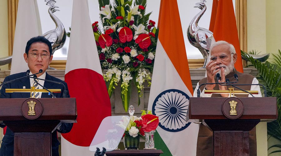 Pm Narendra Modi And His Japanese Counterpart Fumio Kishida Resolve To Expand Ties Trendradars