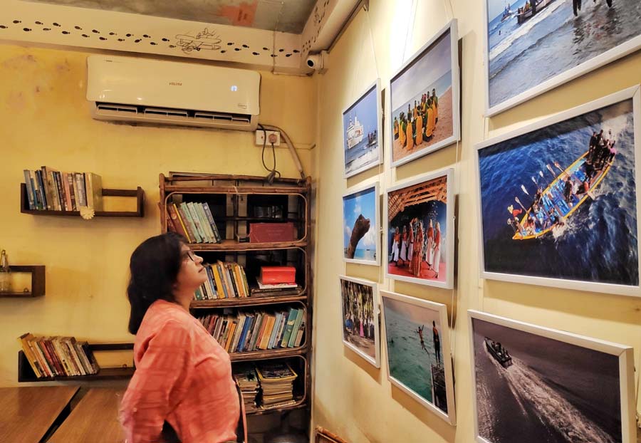 A photo 'Travelogue of Lakshadweep' by award-winning photographer Swarup Dutta was exhibited at Travelistan Cafe on Tuesday  