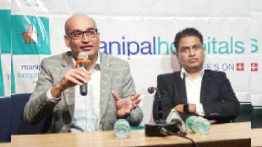 Haematologists Ashish Dixit and (right) Mallikarjun Kalashetty speak on multiple myeloma in the city on Thursday