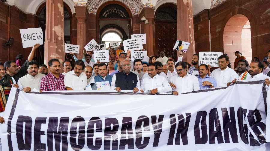 Joint parliamentary committee (JPC) Opposition holds protest march