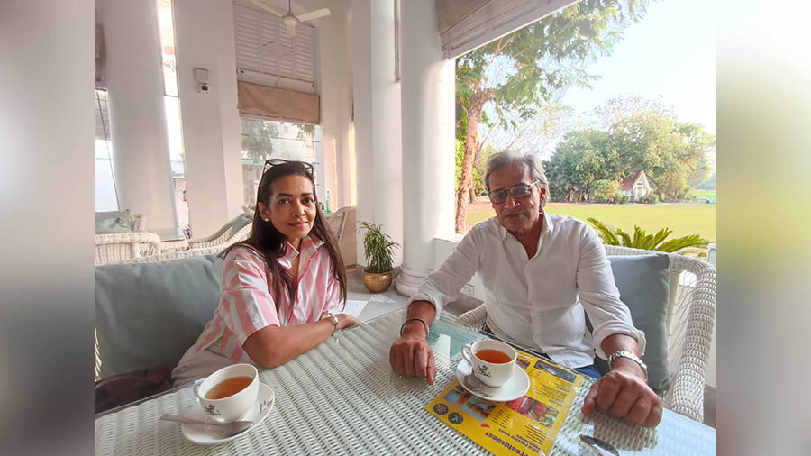 Esha Dutta and Anil Mukerji enjoy a cup of tea at the South Verandah of the Tollygunge Club 