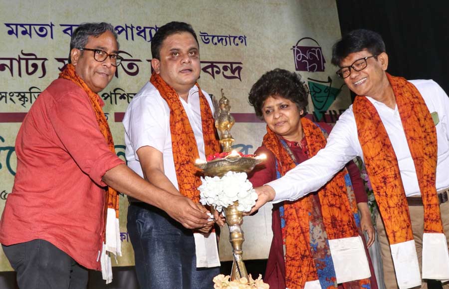 Bratya Basu, West Bengal’s minister for Higher and School education, inaugurated the five-day Binodini Natya Utsav at Minerva theatre on Saturday. Theatre actor Debshankar Haldar was also present during the inaugural function  