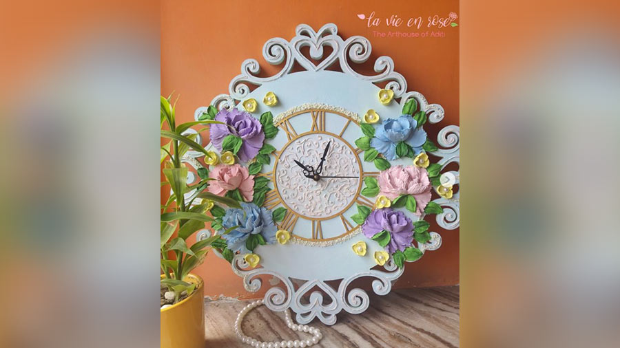 Quilling Wall Clock/ Quilled Wall Hanging Watch | Wall clock, Clock,  Quilling
